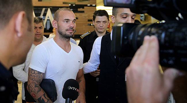 Sneijder Dursun Özbek'i Çıldırttı