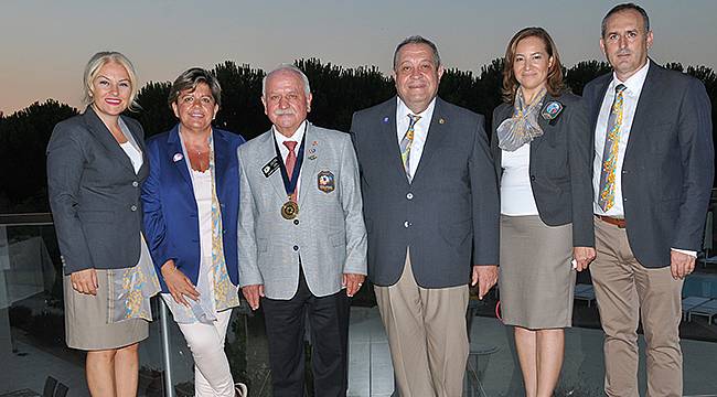 Teos Sakin Rotary Kulübünde Devir Teslim