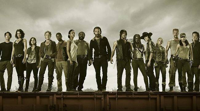 The Walking Dead Setinde Korkunç Ölüm!