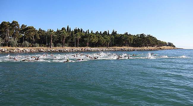 Urla Aquatlon Finalinde Sporcular Kıyasıya Yarıştı