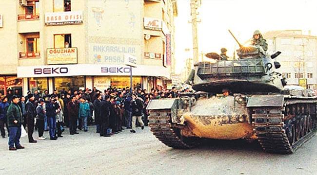 Yeni Asya: 28 Şubatçıların Yapmak İsteyip de Yapamadığını 'Dindar' Görünümlü Bir İktidar Yapıyor