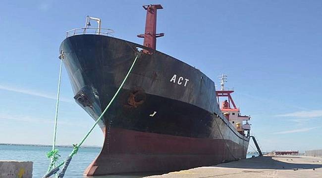 Yunan Sahil Güvenliği Türk Gemisine Ateş Açtı