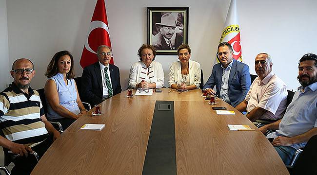“11 Eylül Tutuklu Gazeteciler İçin Milat Olsun”