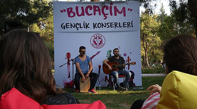 Buca Çim Konserleri Başlıyor