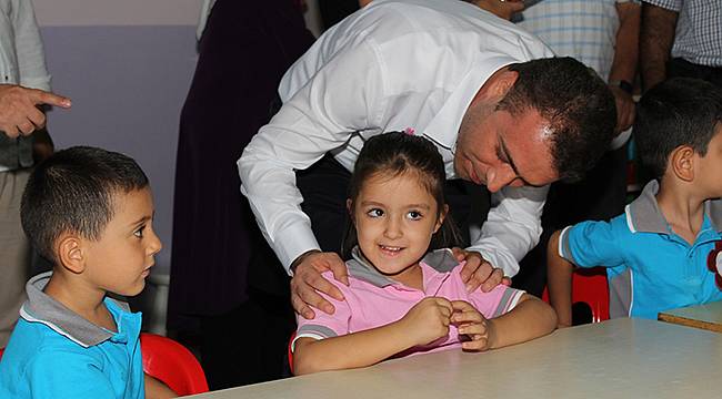 Derste Oyuncak Sürprizi
