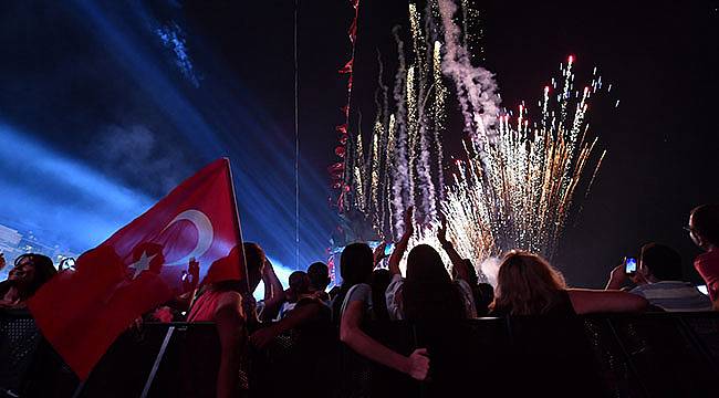Doğum Günün Kutlu Olsun İzmir!