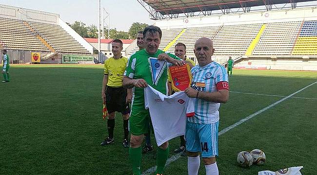 Egeli Masterler Barış Ukrayna'ya Taşıdı