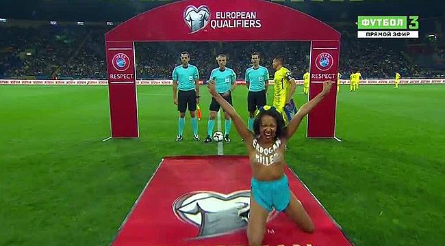 FEMEN'den Milli Maçtan Önce Erdoğan Protestosu