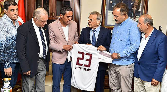 Fethi Sekin İçin Geldiler