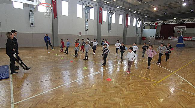 Halk Dansları İçin Kayıt Zamanı