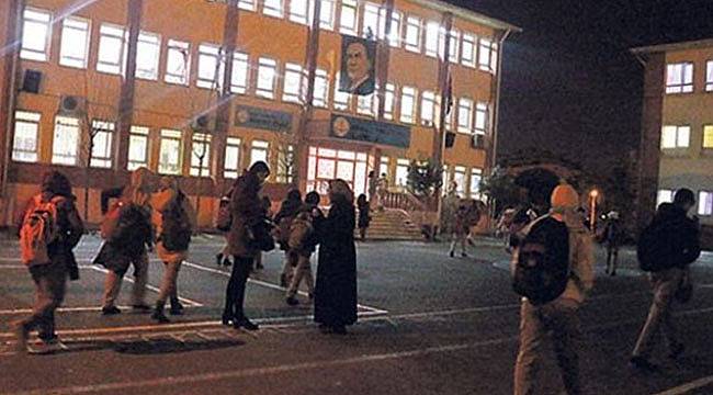 İkili Öğretimde Öğrencilerin Çıkış Saati 19.45'i Bulacak