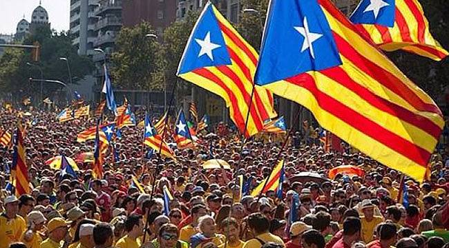 İspanyol Jandarması Katalan Hükümetine Ait Binalarda Arama Yaptı
