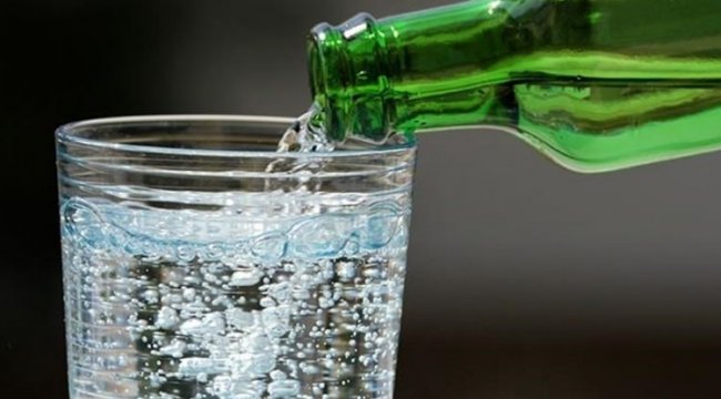 Maden suyunun inanılmaz faydaları! Günde bir bardak içerseniz...