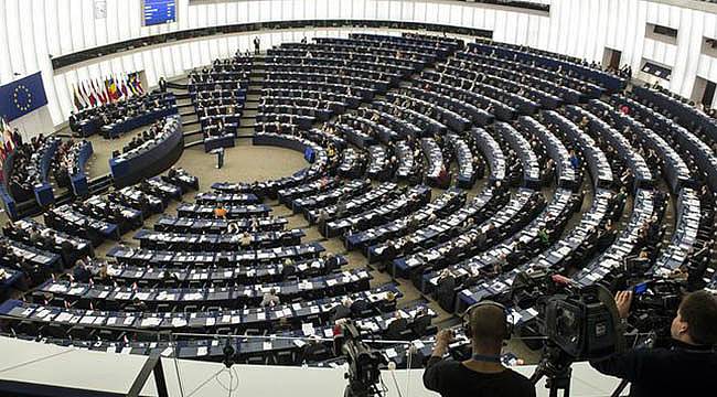 AB'den Interpol'e Kırmızı Bülten Uyarısı: 'Türkiye Suistimal Ediyor'