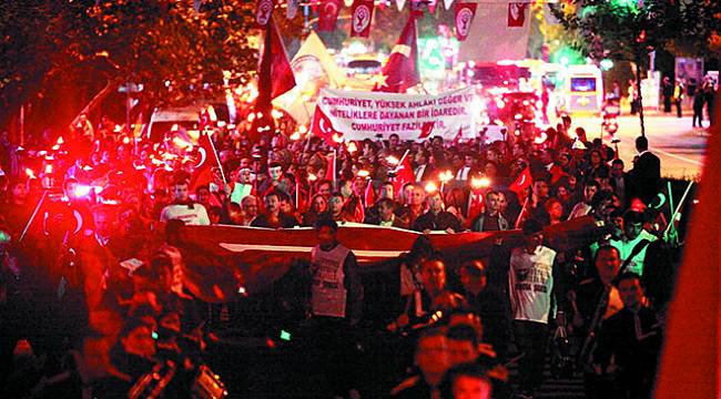 Bornova’da Cumhuriyet Coşkusu