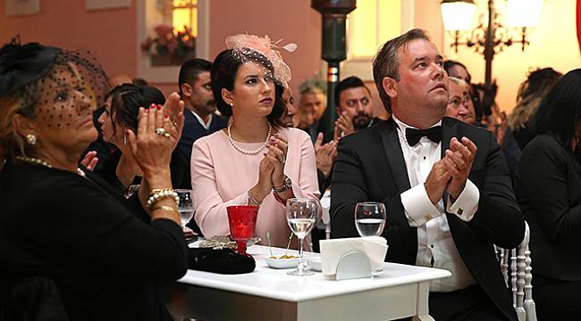 Buca’da Muhteşem Cumhuriyet Balosu  