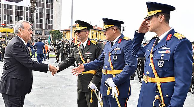 Cumhuriyet Bayramı, Cumhuriyet Meydanı’nda başladı