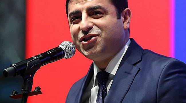 Demirtaş: Siz kimsiniz de bu düzeni değiştireceksiniz diye soran olursa "halkız biz ulan!" deyiverin