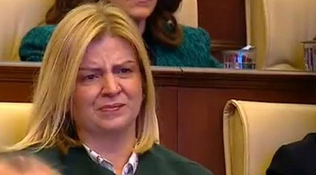 Gökçek Giderken Hüngür Güngür Ağladı!