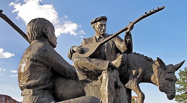 İzmir Tankut Öktem'in Sergisine Hazırlanıyor