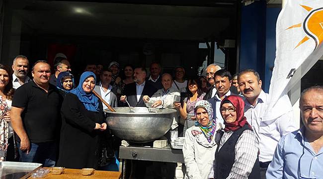 Karabağlar Aşure Pişirdi !