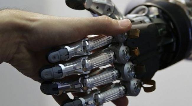 Robotlar en az 5 milyon kişiyi işsiz bırakabilir!