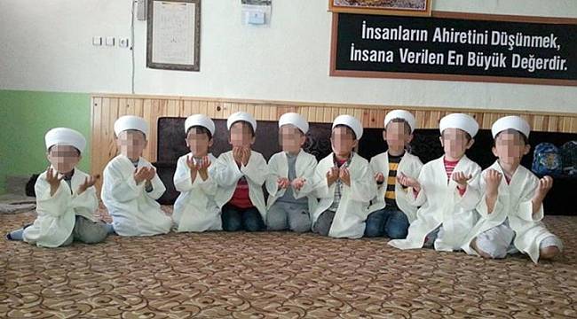 Sıbyan mektebinin ‘korkunç’ dünyası!