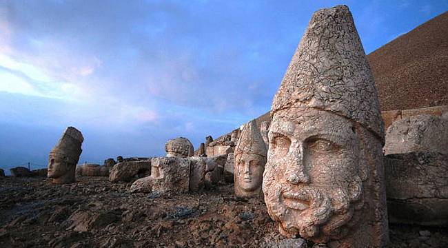 Yeni Müfredatın Nemrut Tanımı: Ahlaksızlığın ve Putperestliğin Merkezi