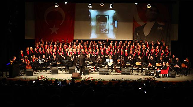 Bayraklı’da Unutulmaz 'Atatürk' Gecesi!