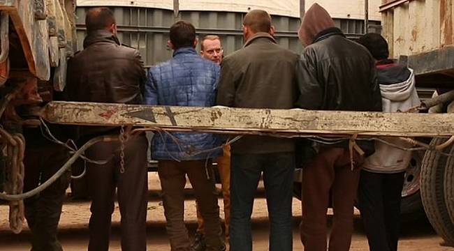 BBC: IŞİD’lilerin 10 Kamyon Silahla Rakka’dan Ayrılmasına İzin Verilmiş