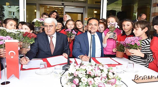 Bornova Belediyesi'nde yerelde kalkınmaya destek