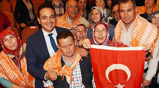 Bornova’da Atatürk Sevdiği Türküler ve Özel Bir Gösteri ile Anıldı
