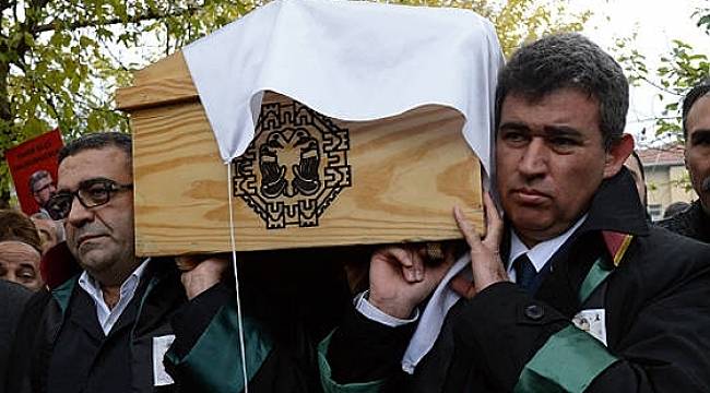 CHP'li Tanrıkulu: Eski Diyarbakır Barosu Başkanı Olarak Bundan Önceki TBB Başkanlarından Özür Diliyorum