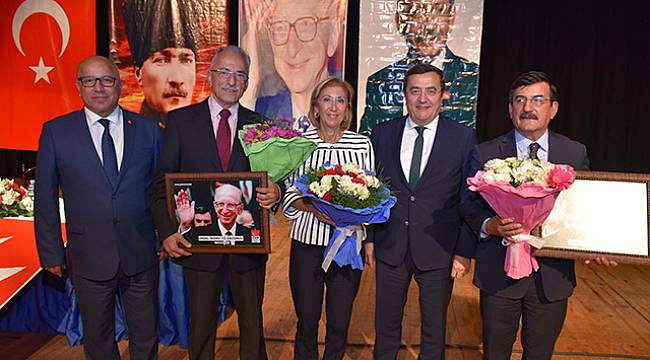 Erdal İnönü Narlıdere’de Anıldı