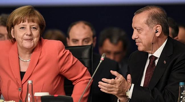 Erdoğan, Merkel ile Görüştü