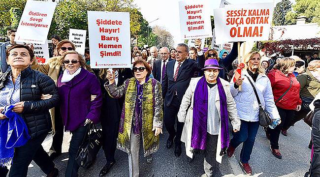 İzmirli Kadınlar 'Şiddete Hayır' Dedi
