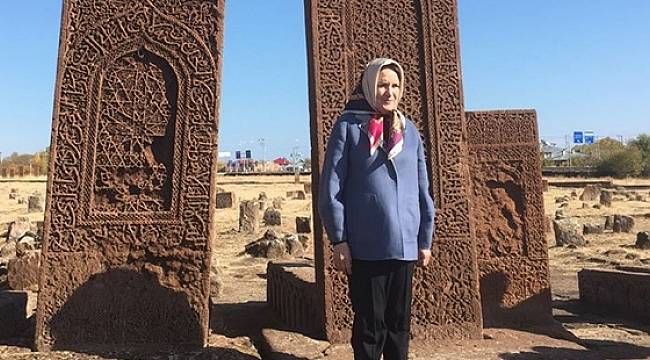 'Artık Abiler Değil, Ablalar Lazım'