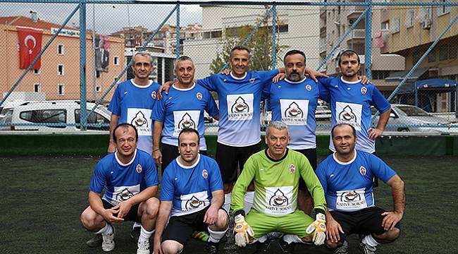 Öğretmenler Yeşil Sahaya Çıktı