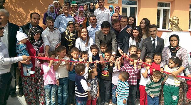 AK Partili Hotar: 15 Yılda İzmir'e 2 Milyar TL'lik Eğitim Yatırımı Yaptık
