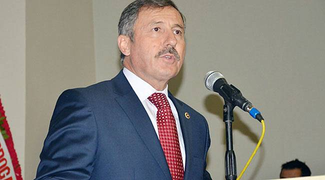 AK Partili Özdağ: Erdoğan'ı Benzeteceklerse Malkaçoğlu'na, Battal Gazi'ye, Yıldırım Beyazıt'a Benzetsinler