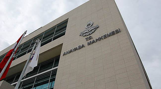 Anayasa Mahkemesi İmamların Siyasi Faaliyette Bulunmasına Vize Vermedi