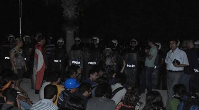 AYM'den 'Gece Yürüyüş Yasağı'na Ret