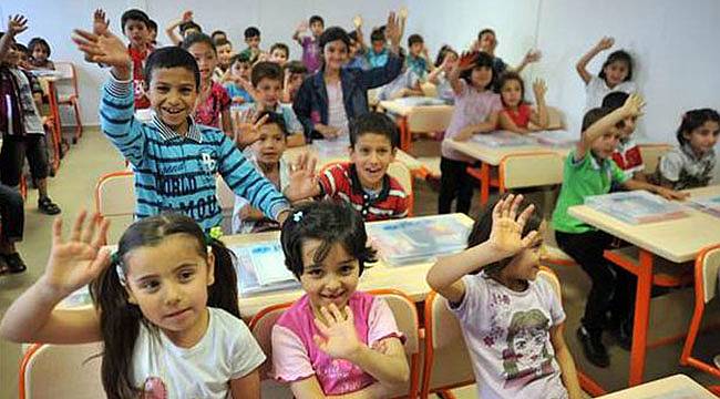 Bakan Yılmaz Açıkladı: 660 Bin Mülteci Eğitim Alıyor