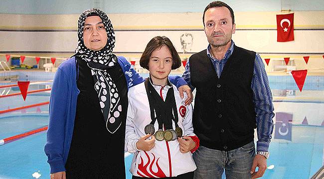Bu Başarı Ayakta Alkışlanır!