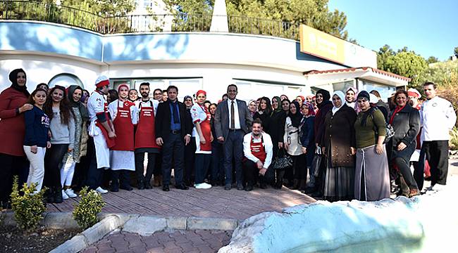 'Bu Önlüklerin Anlamı Çok Büyük'