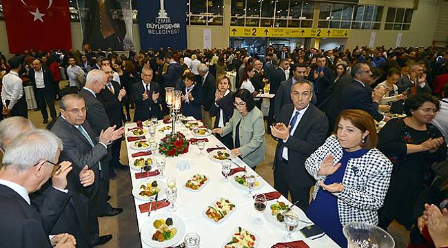 'Çökecek Dediler, Daha Güçlü Kalktık'