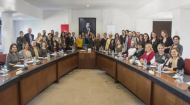 Dil Eğitimine 'Dernek' Farkı