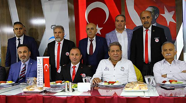 Efsaneler Bayraklı’da Bir Araya Geldi