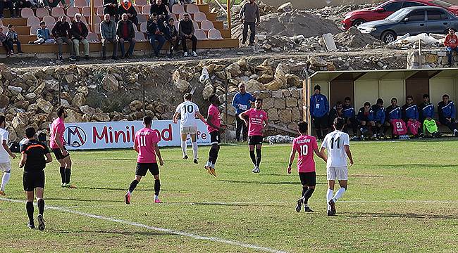 FOÇA BELEDİYESPOR 0 - BORNOVA 1881 SPOR 0