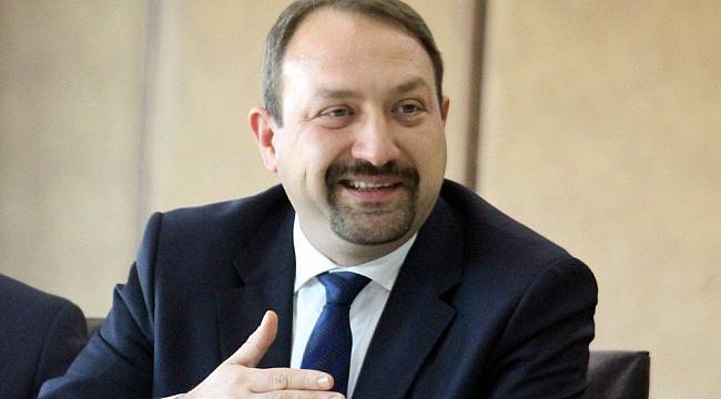 Gümrükçü'den manidar mesaj